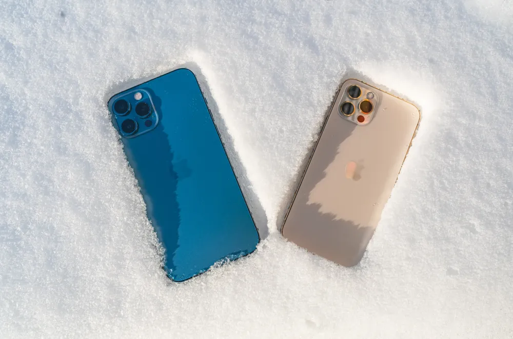 how-to-keep-your-phone-battery-from-dying-in-winter